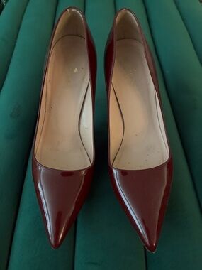 Kate Spade Classic Patent Pointed-Toe High Heels in Burgundy